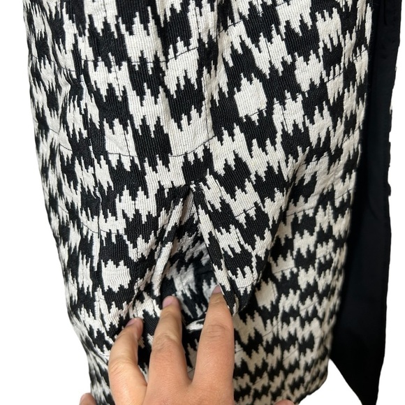 ATMOSPHERE Black White Oversized Tribal Open Thick Vest Blazer Coat Size 6 - Picture 10 of 11